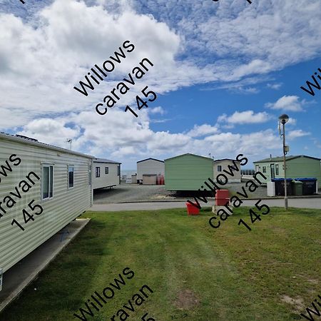 Willows Caravan 145 Llanddwywe Luaran gambar